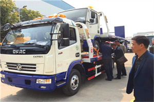 阳曲汽车道路救援拖车价格